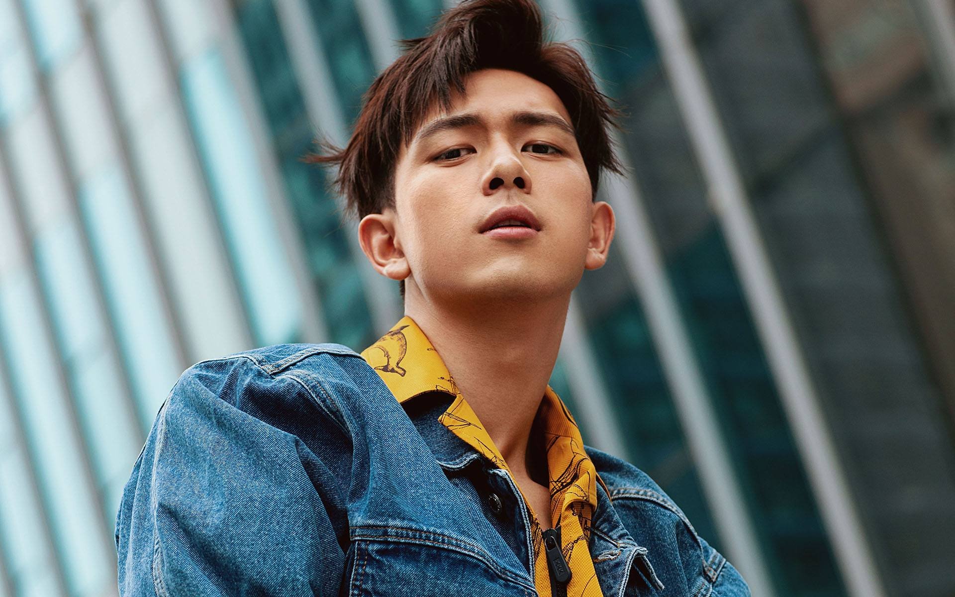 男子仰泳项目表现持续稳定，男子仰泳比赛视频