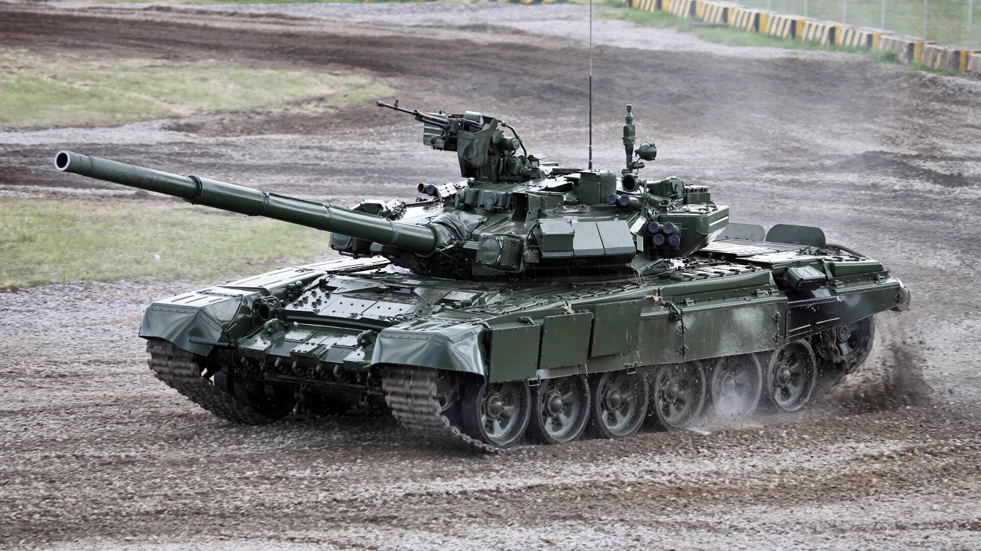 中国男篮海外拉练赛程结束整体状态趋稳收获宝贵经验,中国男篮外教