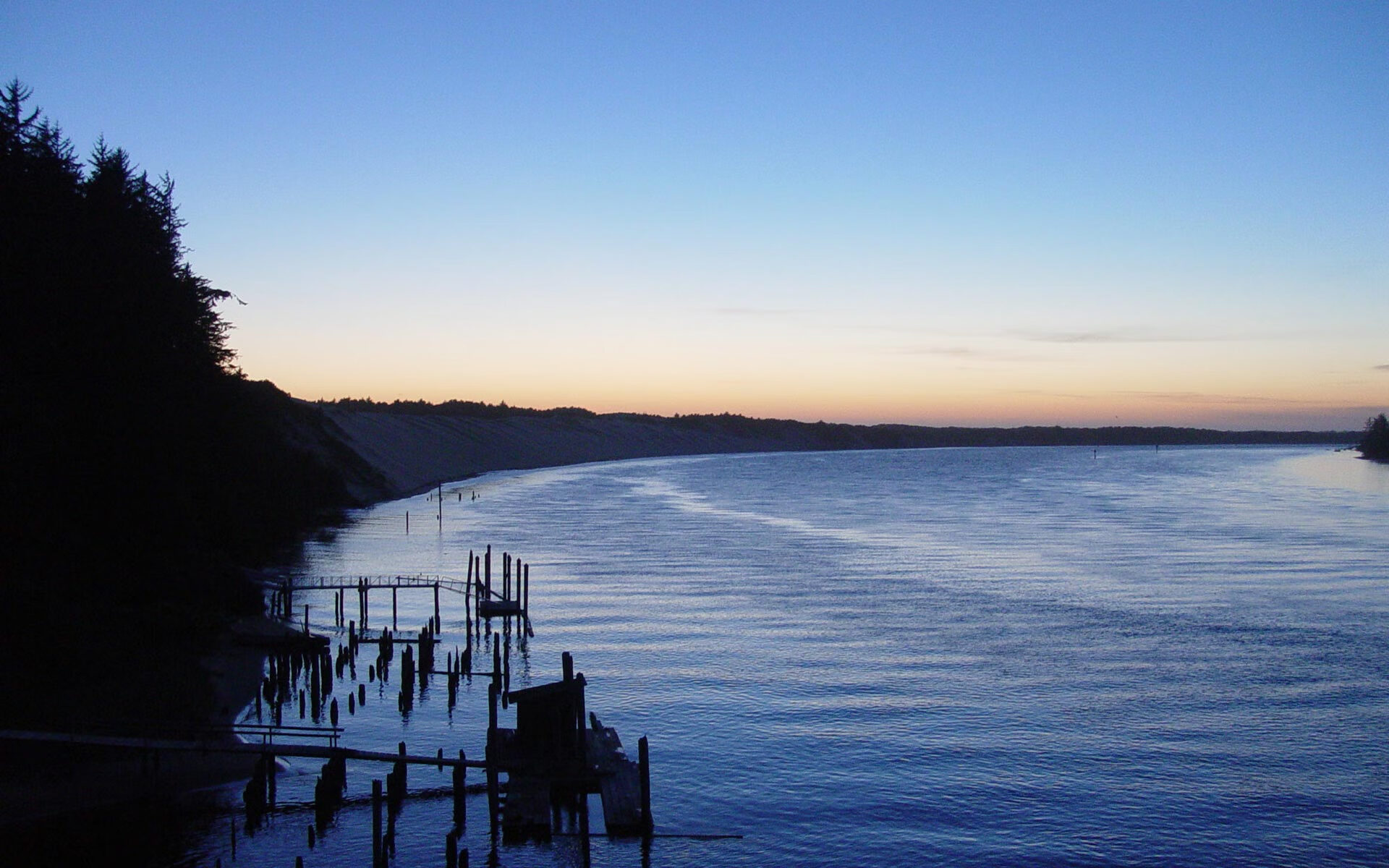 冠军杯赛程揭晓，夺冠热门名单提前浮现，冠军杯百科